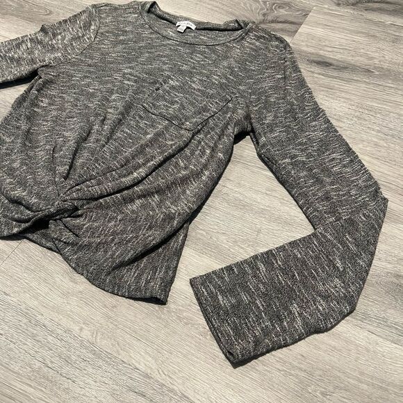 Love, fire Grey Heather Long Sleeve Top with Twist in the Front - Picture 4 of 9